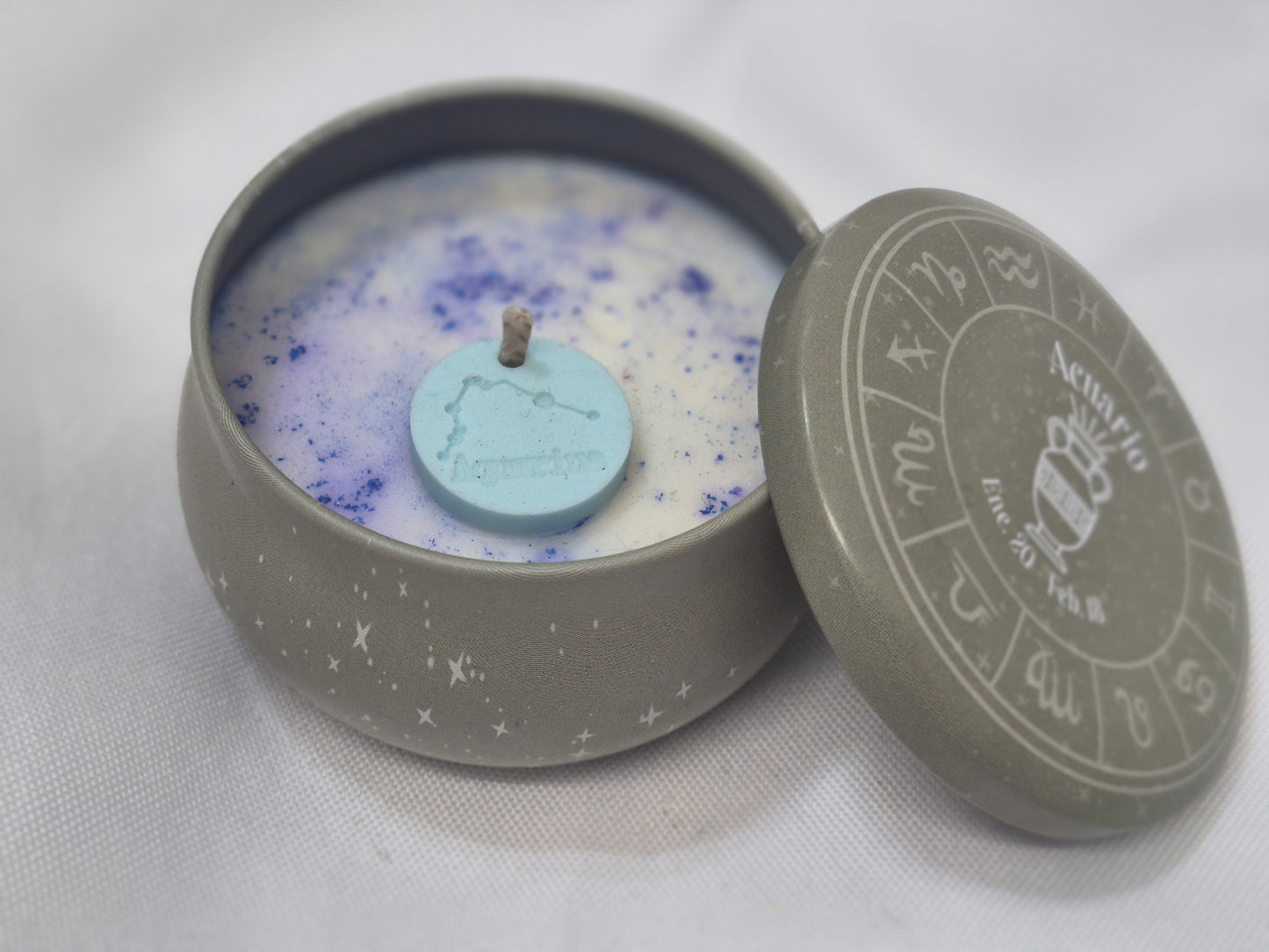 Vela en lata "Signos Zodiacales"
